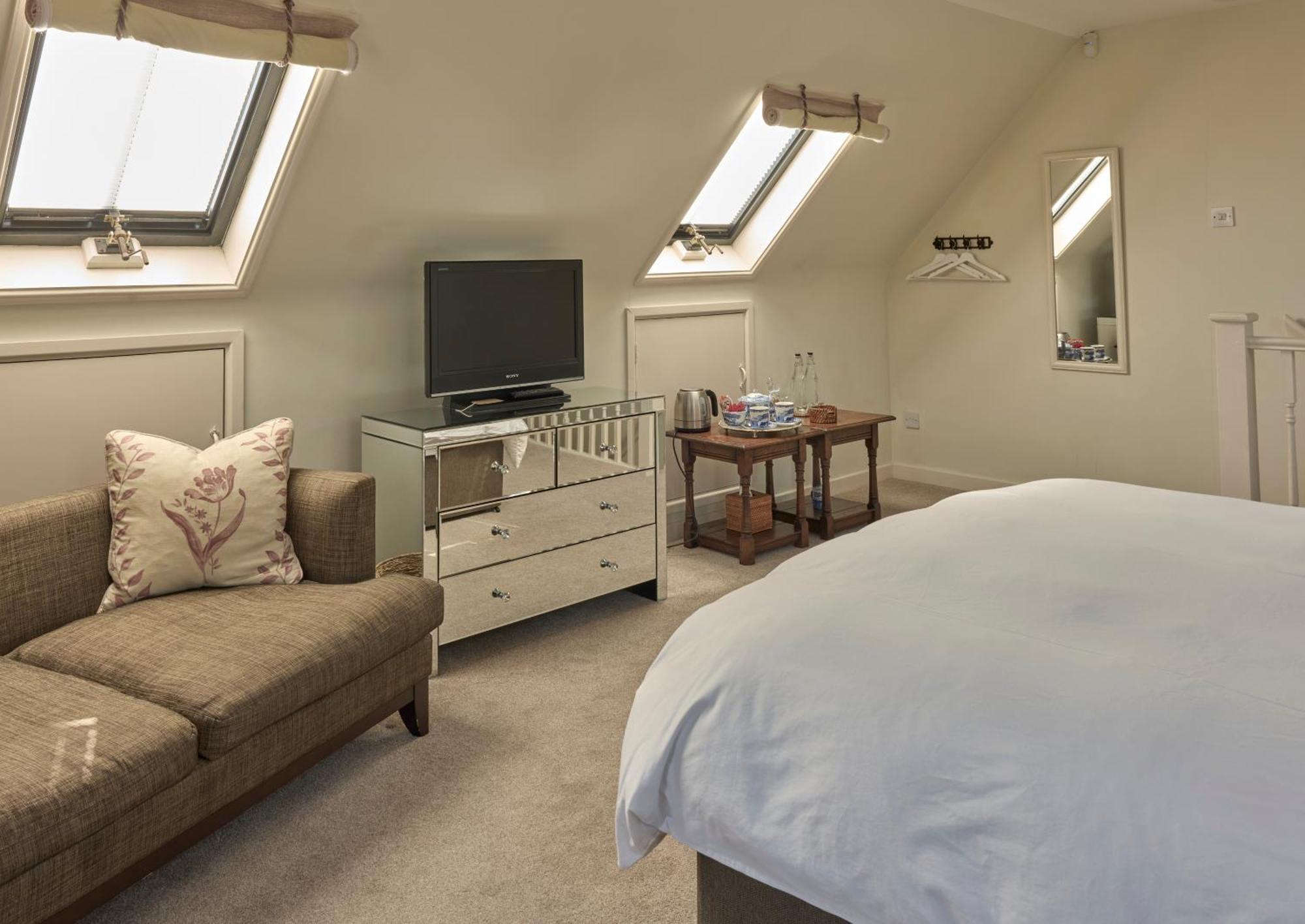 The Old School, Idbury, Ox7 6Ru Bed & Breakfast ชิปปิงนอร์ตัน ภายนอก รูปภาพ