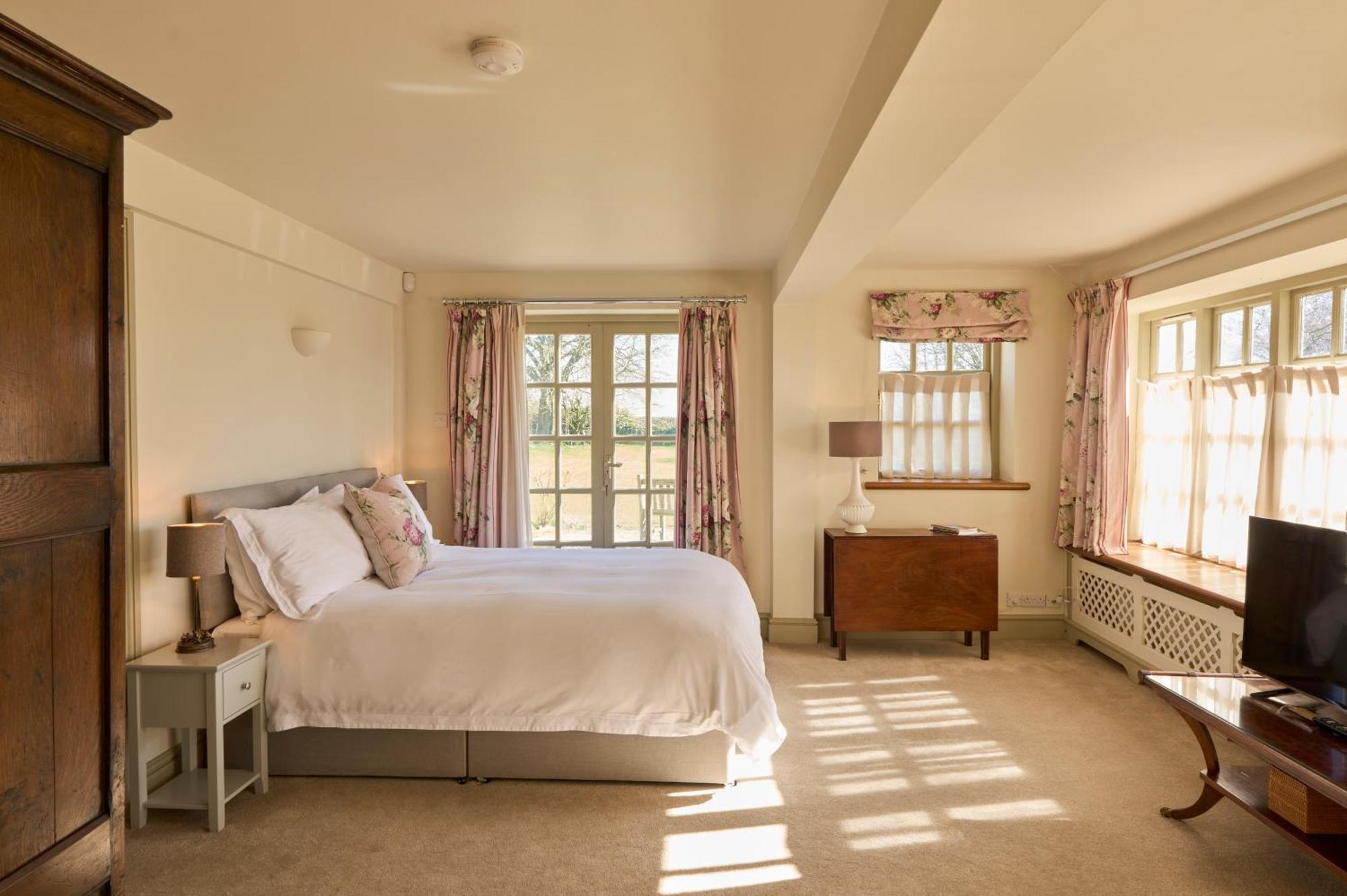 The Old School, Idbury, Ox7 6Ru Bed & Breakfast ชิปปิงนอร์ตัน ภายนอก รูปภาพ